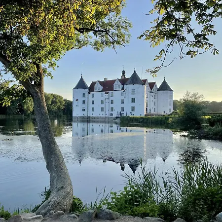 Lägenhet Gemuetliche 3-zimmer Mit Parklatz, Naehe Ostsee