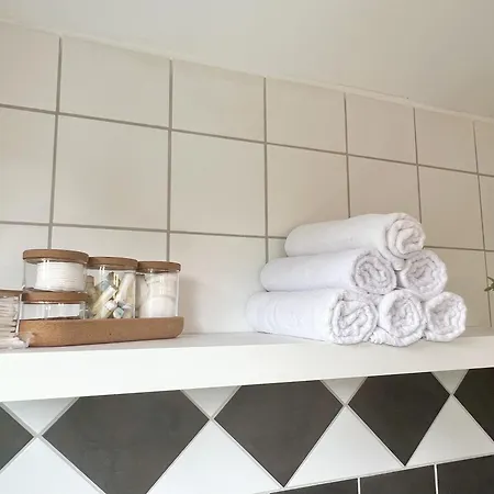 Gemuetliche 3-zimmer Mit Parklatz, Naehe Ostsee Lägenhet *