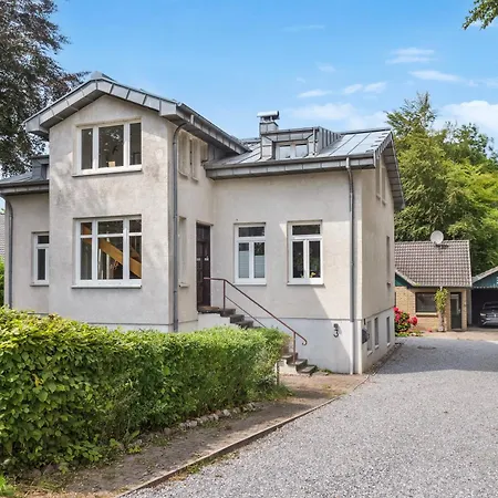 Gemuetliche 3-zimmer Mit Parklatz, Naehe Ostsee Appartement *