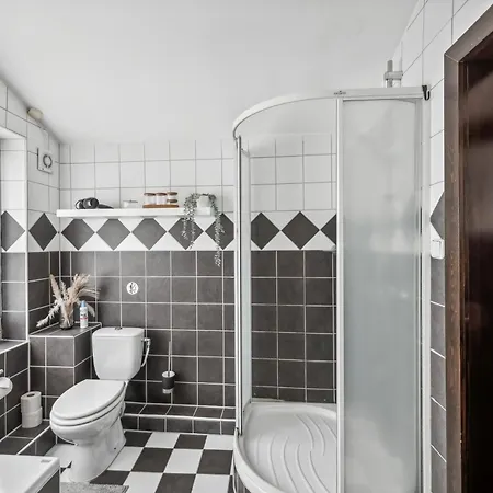 Lägenhet Gemuetliche 3-zimmer Mit Parklatz, Naehe Ostsee *